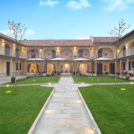 Agriturismo Cascina Varie Castagnito Экстерьер фото