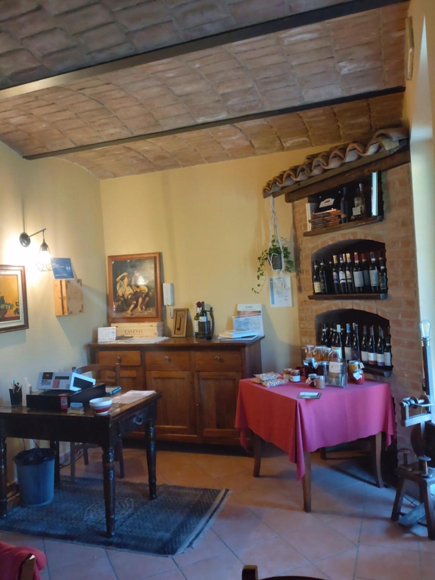 Agriturismo Cascina Varie Castagnito Экстерьер фото