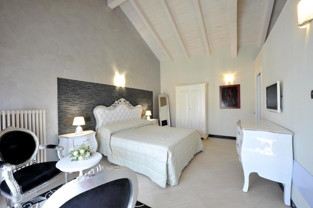 Agriturismo Cascina Varie Castagnito Экстерьер фото