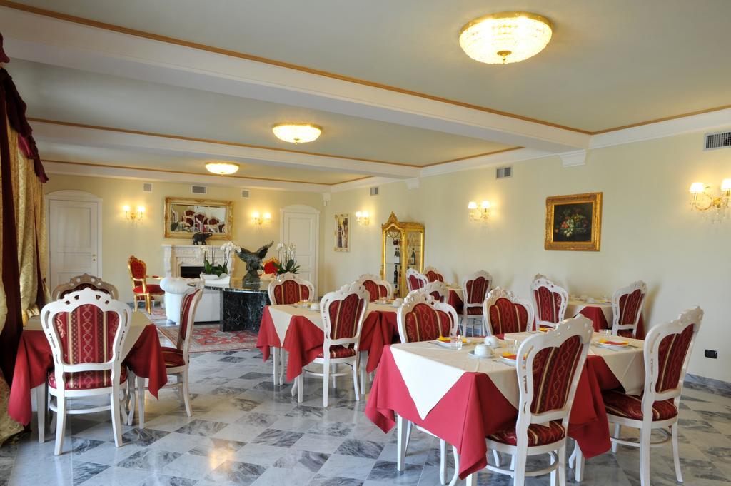 Agriturismo Cascina Varie Castagnito Экстерьер фото